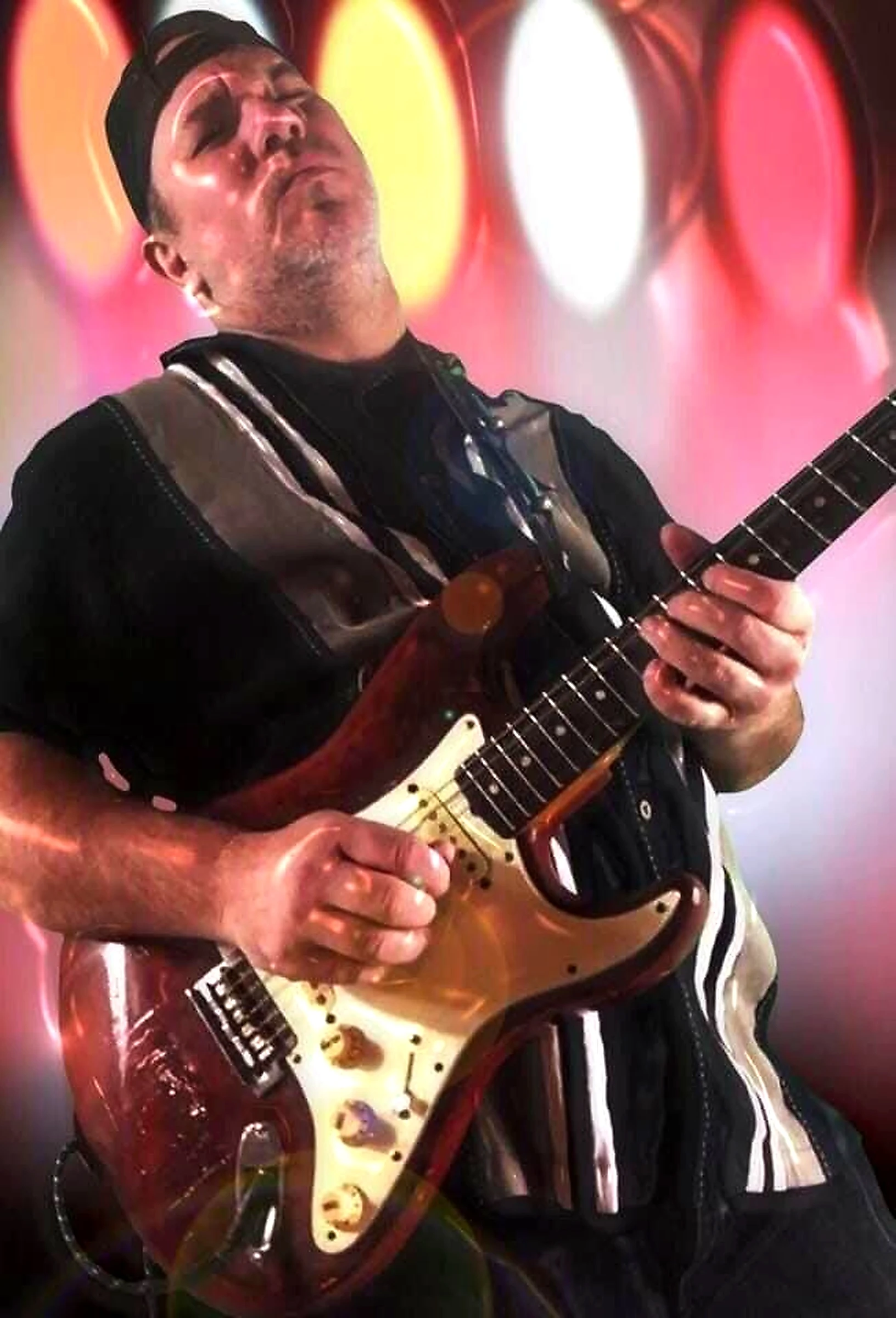 Crowd Dancing at James Pitts Band Show